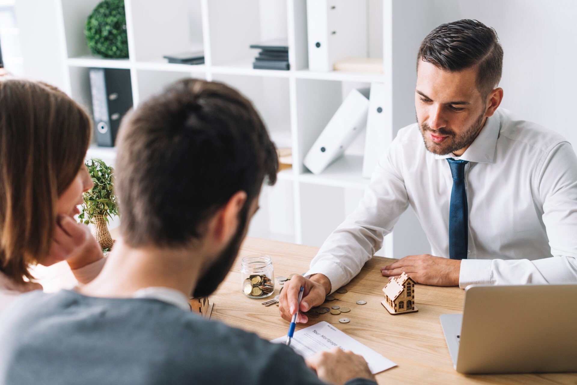 Insurance Sector Needs an LMS