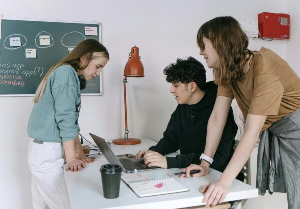 LMS Software Adoption in Delhi NCR How Companies Are Training Smarter LMS Software in Delhi NCR