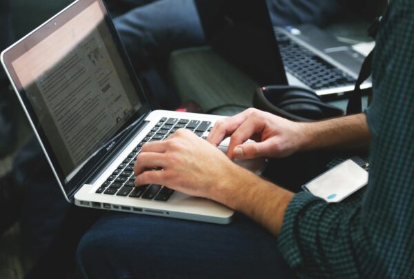 how to choose LMS software for corporate training